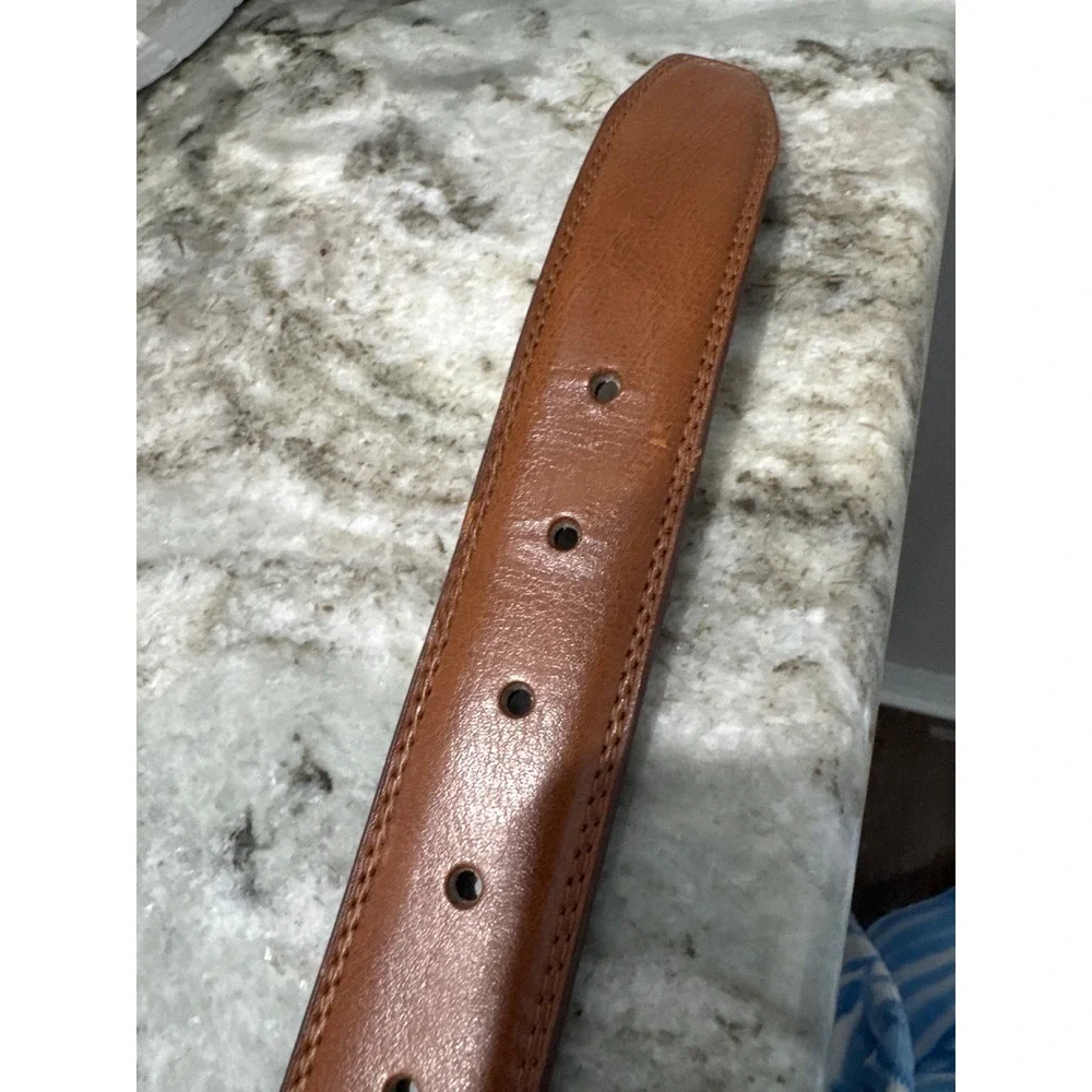 Vince Camuto classic piece